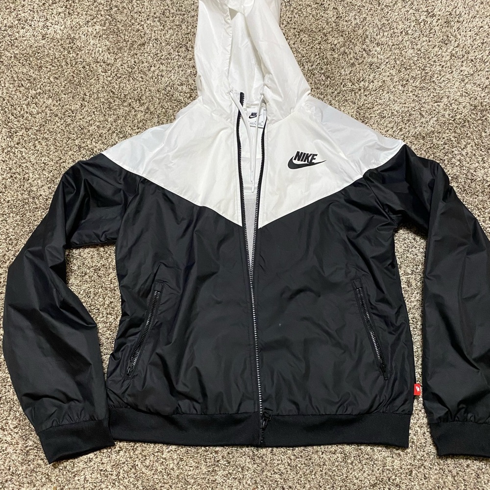 Nike Women's Windbreaker